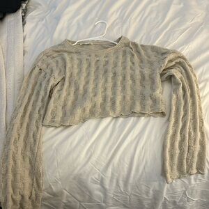 Tan pull over